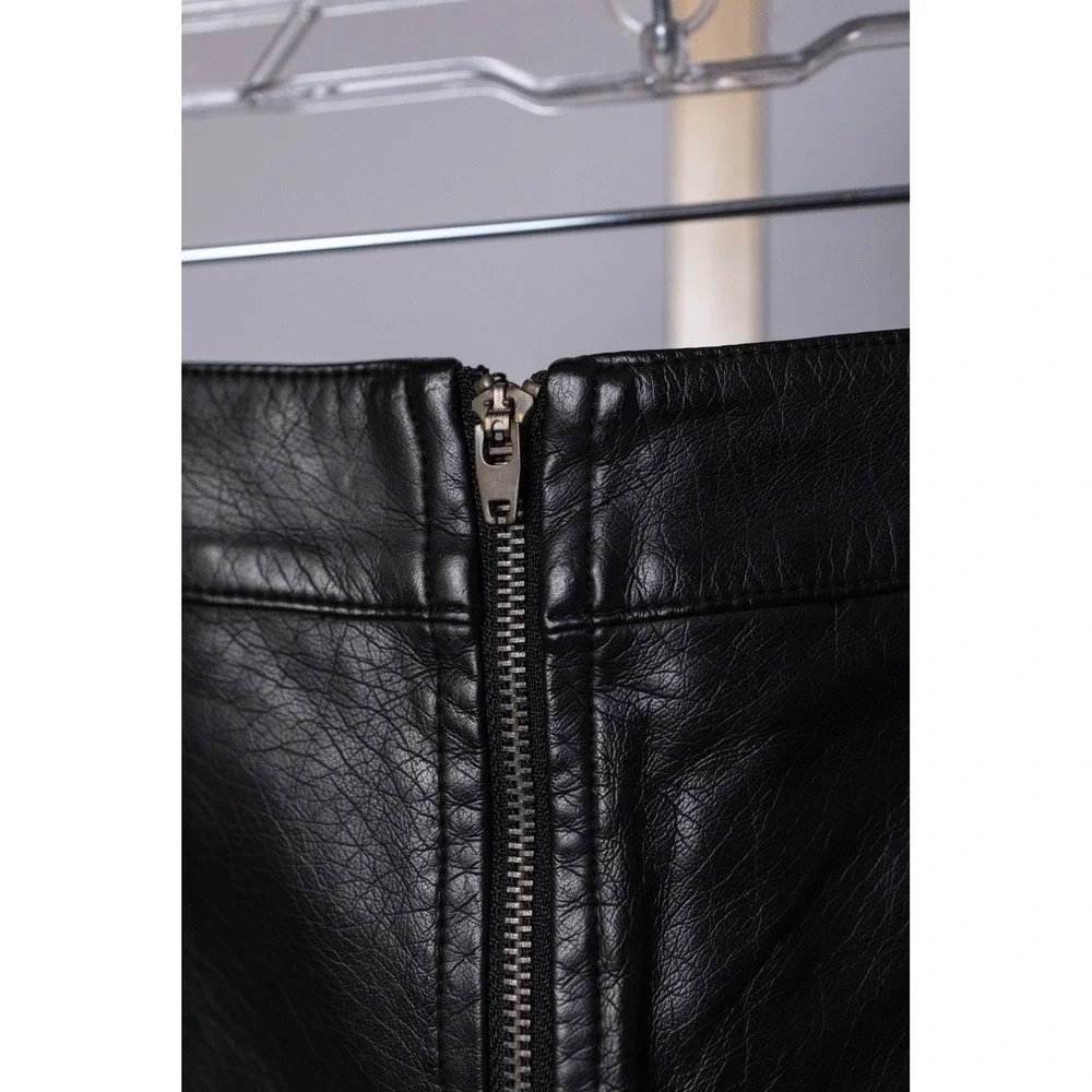 Forever 21 Women's Black Faux Leather Shorts High Rise Vegan Leather Size S